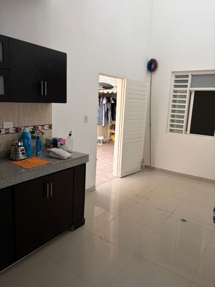 SE VENDE CASA B/ El Recreo