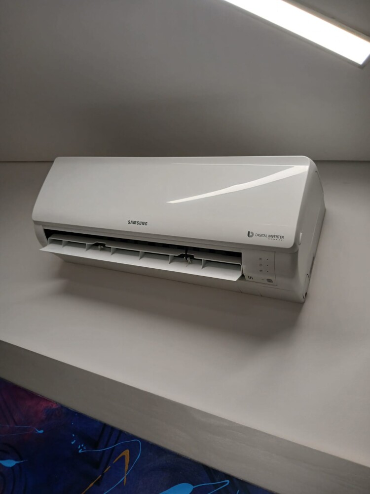 SERVICIOS En aire acondicionado, refrigeración