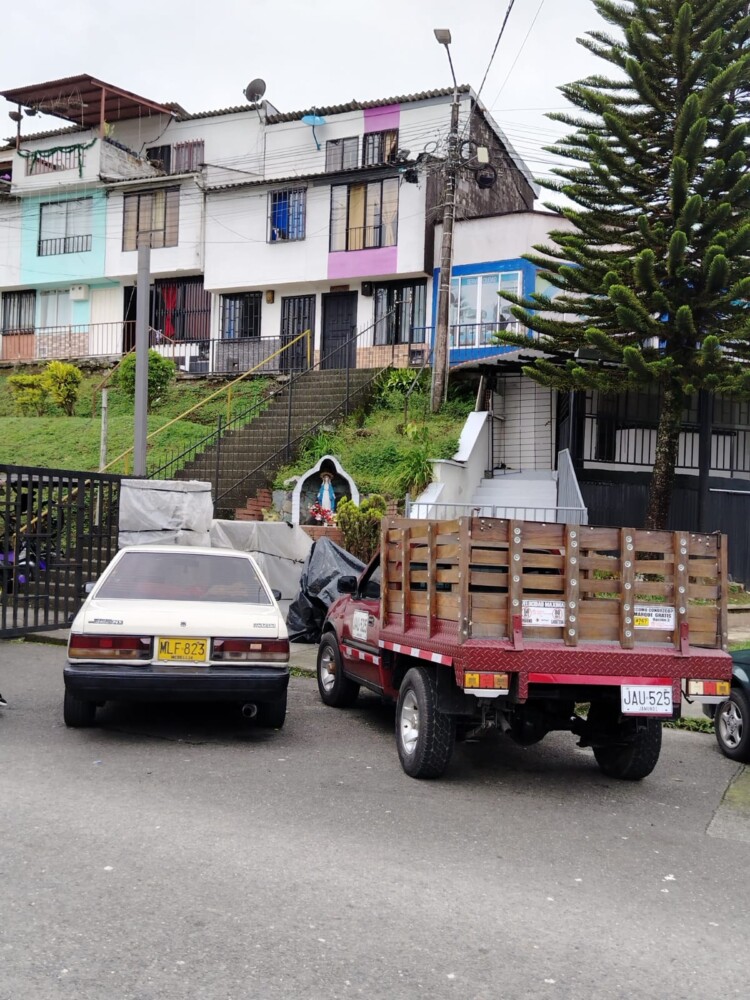 SE VENDE LA CASA DE ROSADO. EN D/DAS. BOSQUES DE LA ACUARELA ETAPA 4.