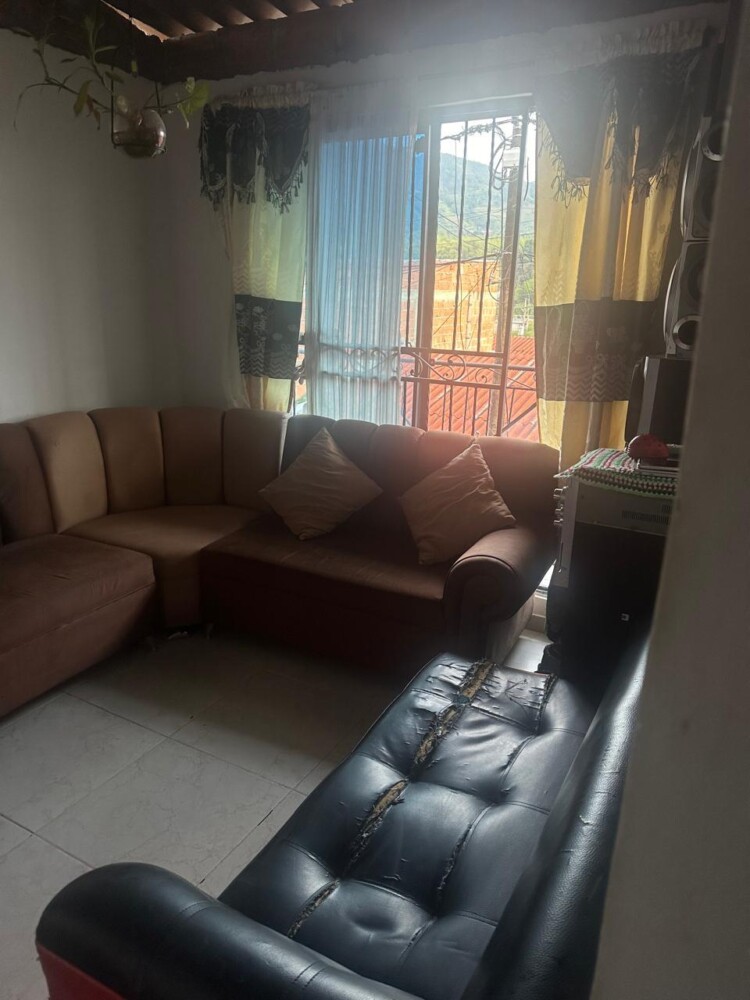 SE VENDE CASA EL REMANSO GUAYABAL.