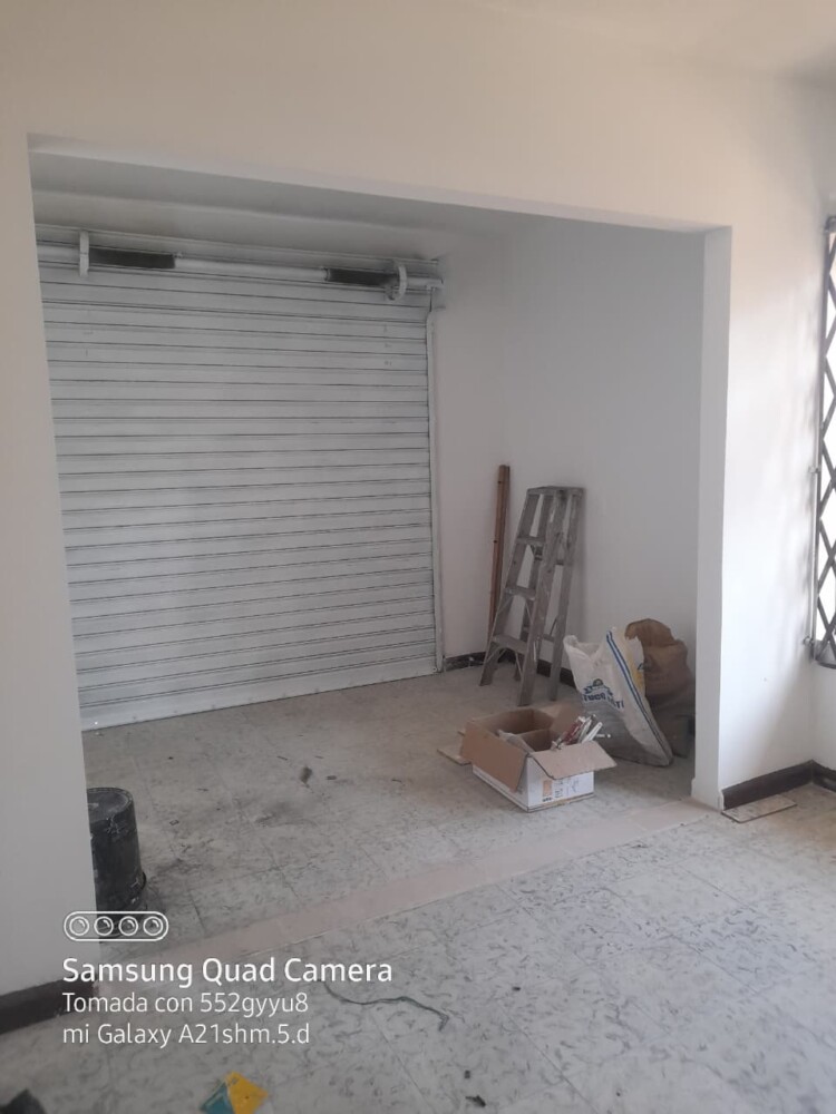 LOCAL ESQUINERO EN PETRUC