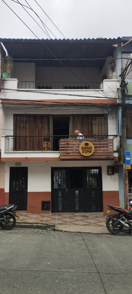SE VENDE CASA EN JUPITER