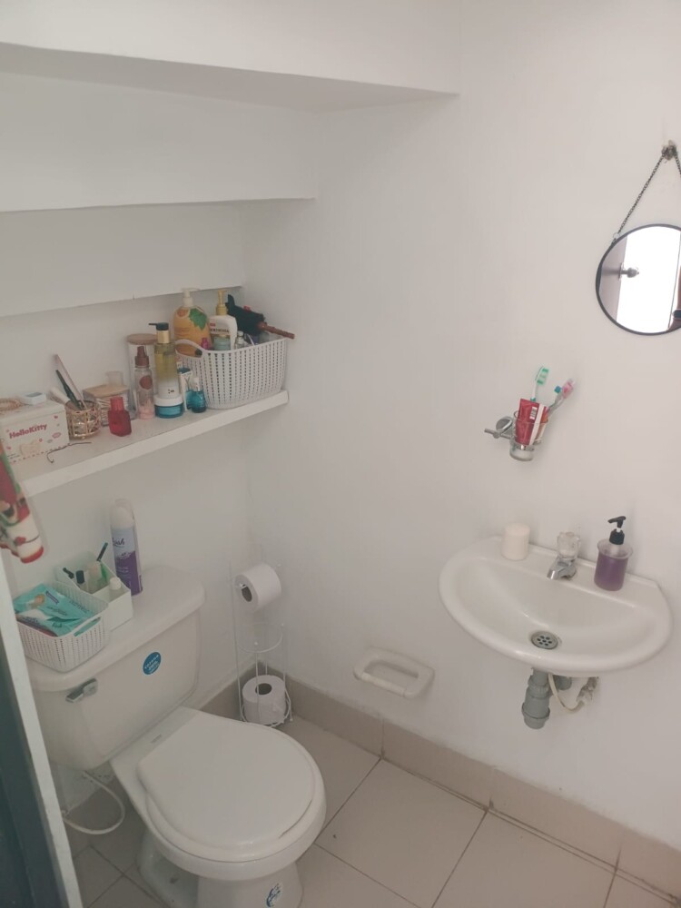 SE VENDE HERMOSA CASA EN ALTAVISTA CUBA.
