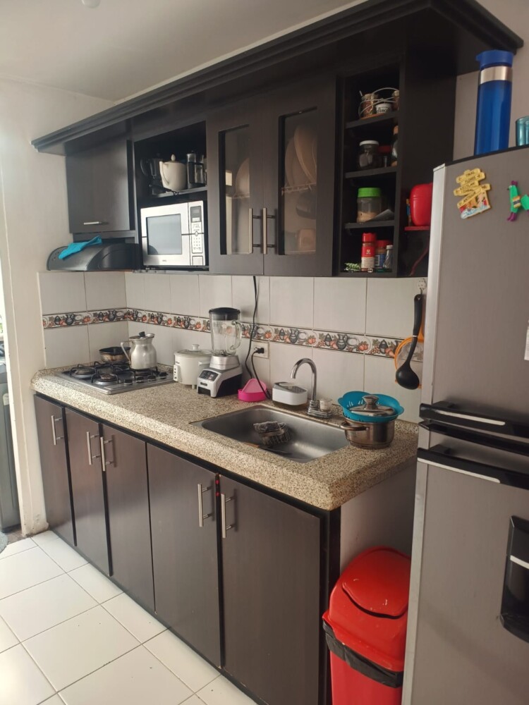 SE VENDE HERMOSA CASA EN ALTAVISTA CUBA.