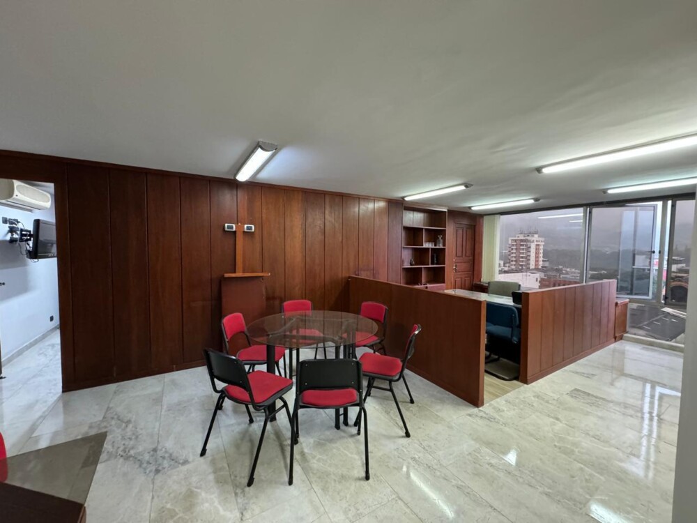 ¡EL ESPACIO QUE TU NEGOCIO NECESITA! SE VENDE OFICINA CENTRO PEREIRA .